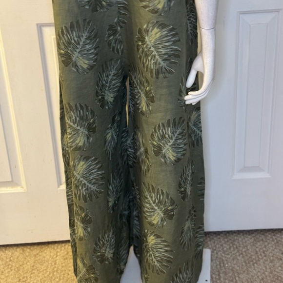 Camille à CO Green Leaf Print Jumpsuit Size CL. C33 - Picture 8 of 14